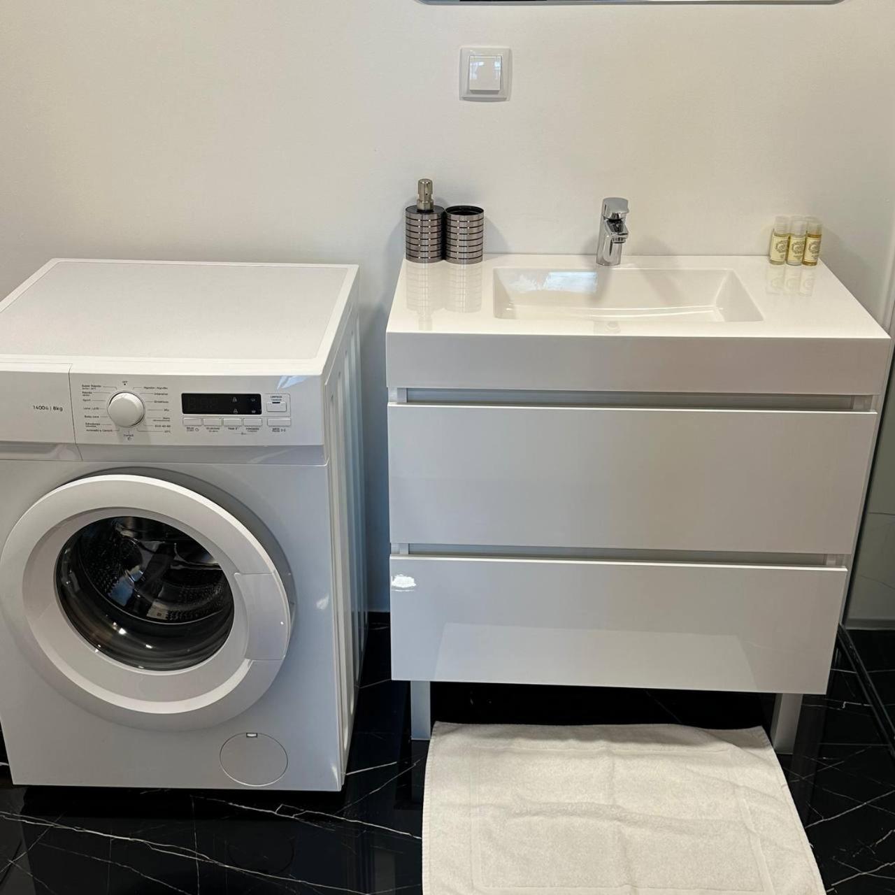 Apartments Vmadeira Фуншал Екстериор снимка
